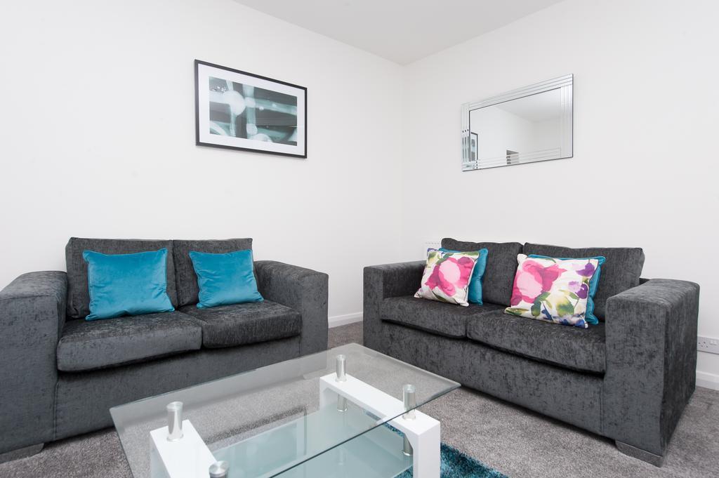 Two Bed Ground Floor Apartment, Sleeps Six, Free Parking And High Speed Wifi Ramsgate Bagian luar foto