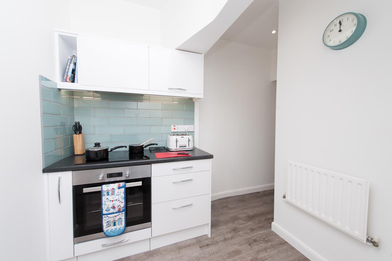 Two Bed Ground Floor Apartment, Sleeps Six, Free Parking And High Speed Wifi Ramsgate Bagian luar foto