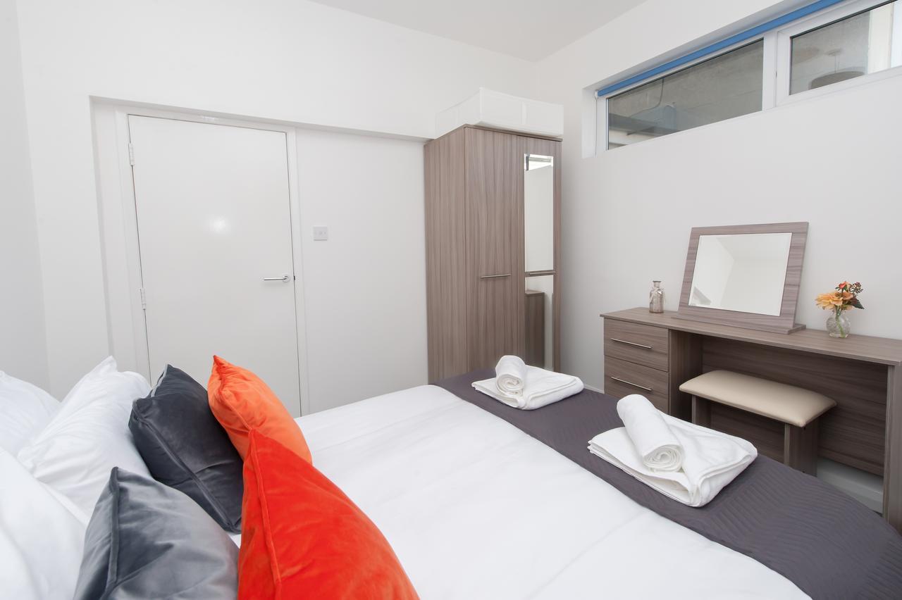 Two Bed Ground Floor Apartment, Sleeps Six, Free Parking And High Speed Wifi Ramsgate Bagian luar foto