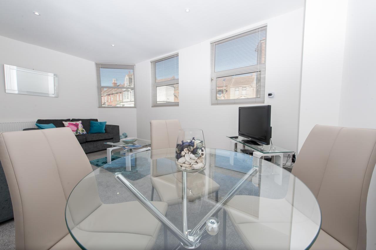 Two Bed Ground Floor Apartment, Sleeps Six, Free Parking And High Speed Wifi Ramsgate Bagian luar foto